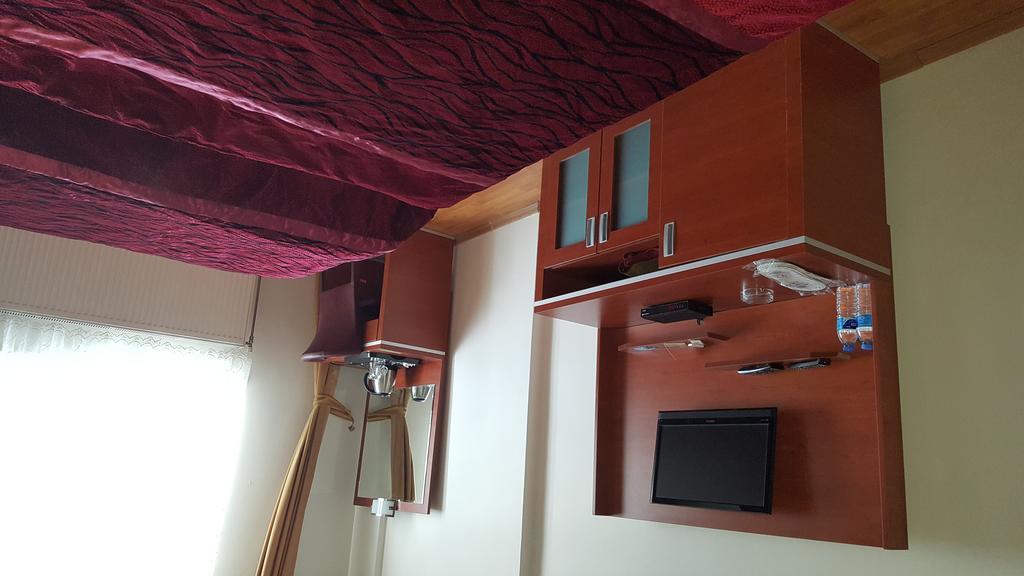 Kafkas Ari Hotel Ardahan Phòng bức ảnh