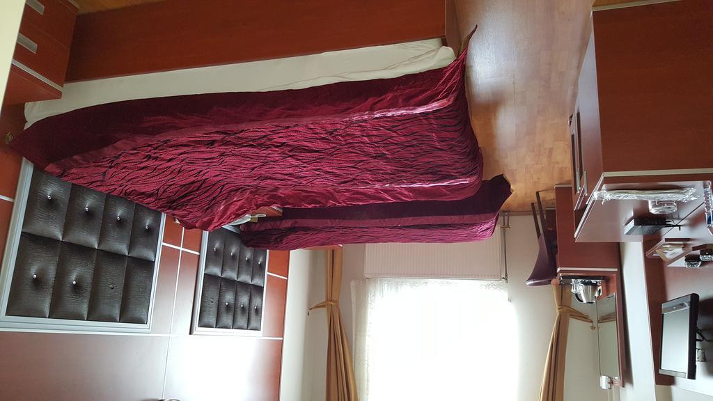 Kafkas Ari Hotel Ardahan Phòng bức ảnh